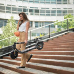 Ninebot-KickScooter-F25E-F20D_Fold-carry-unfold